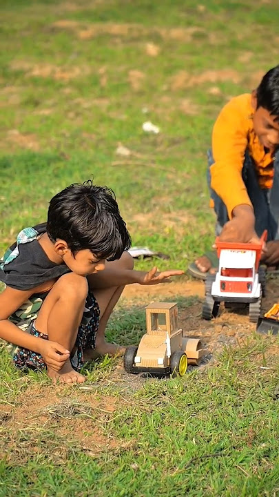 Chhotu Road Bana Raha Hai || Chhotu Ke Liye Road Roller #shorts #diy #experiment
