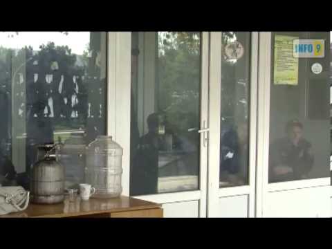 დევნილები