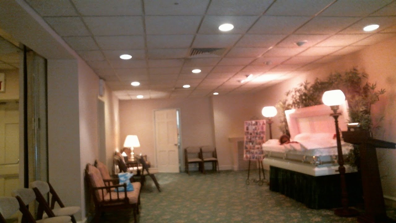 Marvil Funeral Home- Beatrice McKenzie: service - YouTube