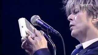 David Bowie Live Playing Slip Away On The Stylophone