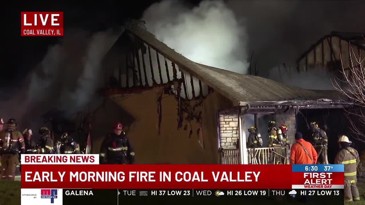 LIVE: Crews respond to early morning house fire - YouTube