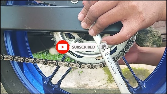 How to install motorcycle chain lock 