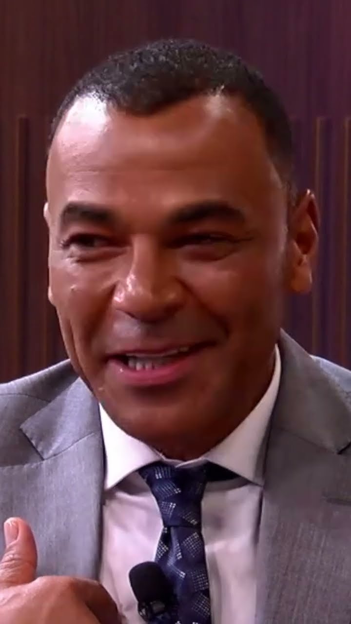 Cafu conta momento inusitado com Pelé no título do penta: “Pedi para ele esperar”