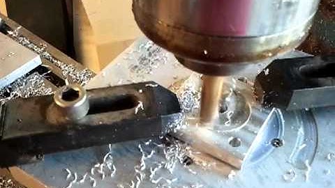 Milling with rotary table