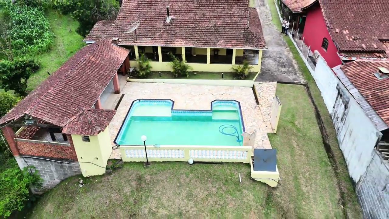 COD: 314 VENDE-SE CHÁCARA DE PORTEIRA FECHADA LOTE DE 2.662m TERRENO TODO APROVEITÁVEL 15 996581781