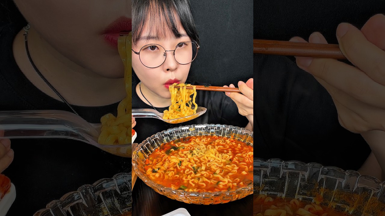 Spicy Noodles 진짬뽕 투명스푼 #asmr #shorts