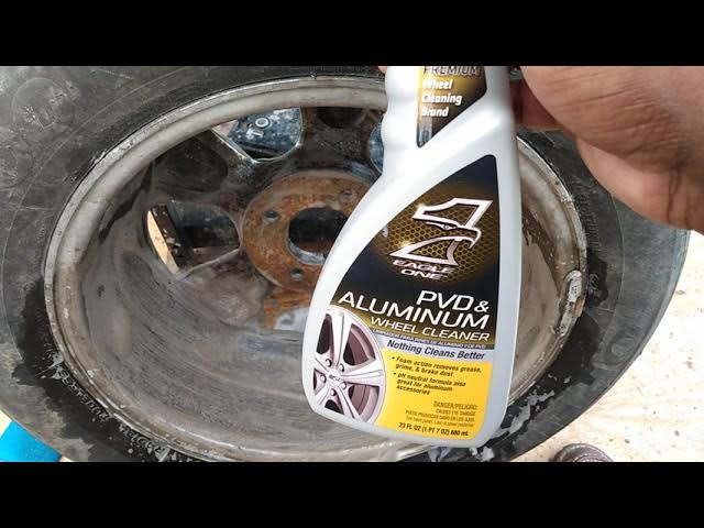 Eagle One Aluminum Wheel Cleaner, Removes Dirt, Grime and Brake Dust from  PVD Wheels and Aluminum