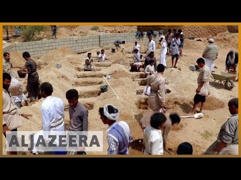 🇾🇪 Funerals held for children killed in school bus attack | Al Jazeera English