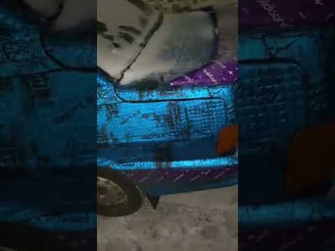 обклеили шумоизоляцией машину с наружи #авто #automobile #зимняядорога #скорость #дтп #offroad #cras