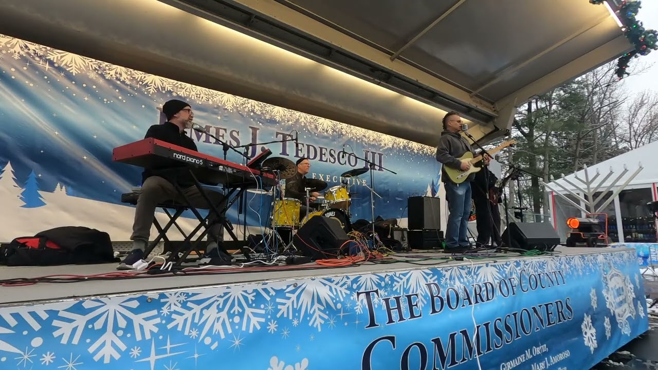 That’s All Right (Mama) - The Mad Slap Tones (Live) | Rockabilly Roots at Winter Wonderland 12-28-25