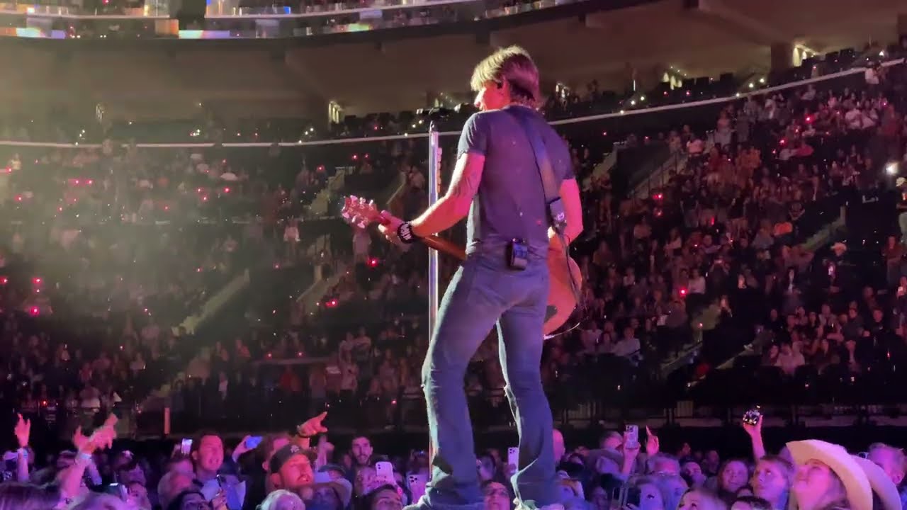 Keith Urban - Wasted Time, Folsom Prison Blues, Wasted Time - 07/26/2025