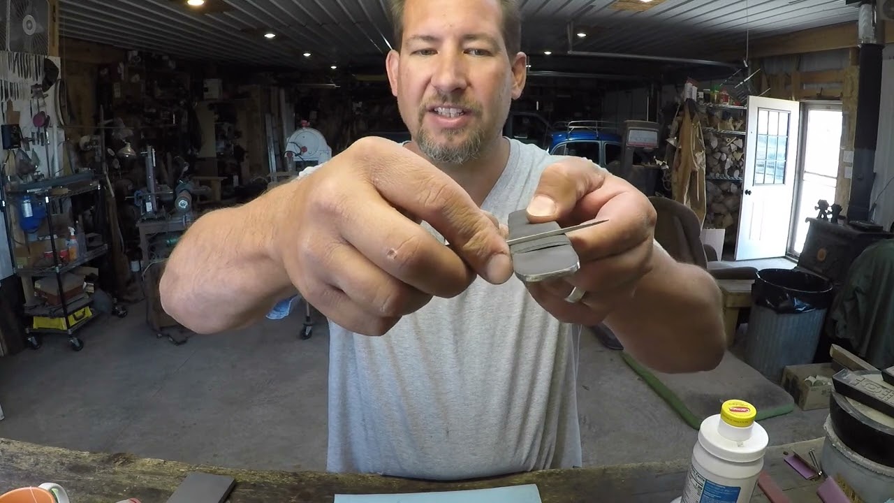 1095 high carbon steel pocketknife daily maintenance