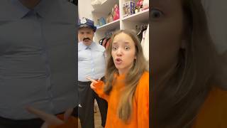 ЗЛОЙ ХОЛИ БАРРИ МЕНЯ ЗАМЕТИЛ😱ЛАЙК, ЕСЛИ УЗНАЛИ💖КВИНКА УБЕГАЕТ😂(до конца)#роблокс #смешное #квинка