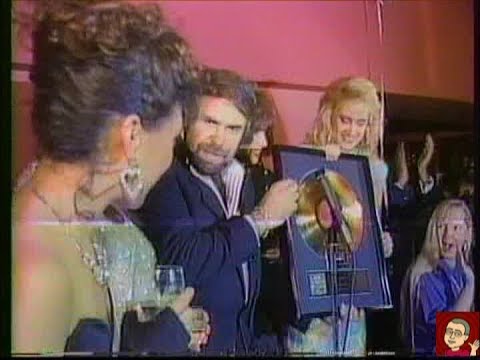 The Bangles - MTV Music News - Gold Record presentation 1986 - YouTube