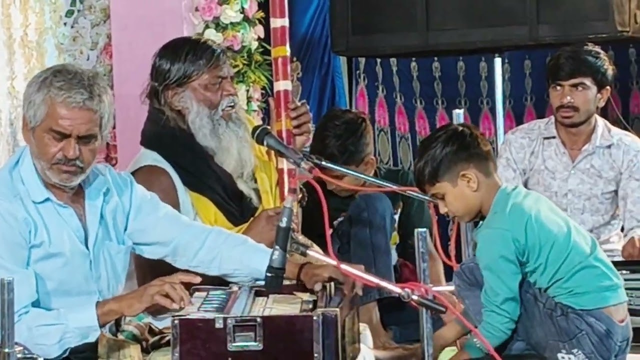 વેરાગણ જાગે કોક એકલી/ધીરુબાપુ ના કંઠે સંતવાણી, કેસાભાઈ રોજાસરા ના આંગણે, વિંછીયા.