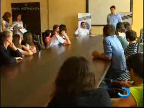 სერტიფიკატების გადაცემა პროექტი ,,არაფორმალური განათლება საზღვრებს მიღმა''- ს მონაწილეებისათვის