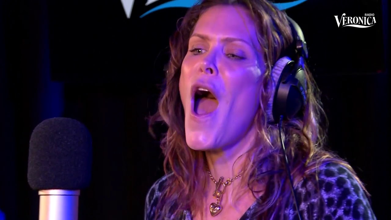 Beth Hart Fire On The Floor Live Bij Giel Radio Veronica Youtube