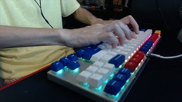 Sound Test: Gundam-themed Mechanical Keyboard (GMMK White Ice TKL) with Glorious Pandas