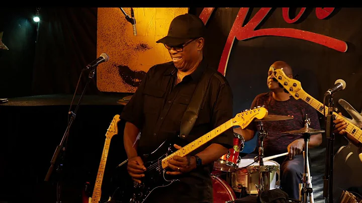 Mike Wheeler Band live at Rosa's Lounge