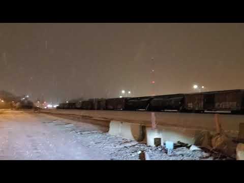 Видео: Миссури мужийн Уэстон дахь Snow Creek цанын бааз