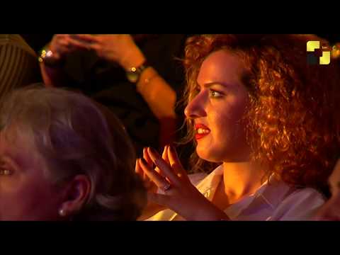 7 წლიანი პაუზის შემდეგ ლელა წურწუმიამ სოლოკონცერტი თბილისის დიდ საკონცერტო დარბაზში გამართა