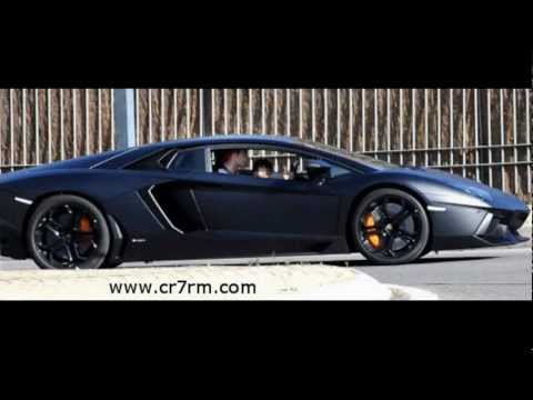 cristiano-ronaldo-in-his-lamborghini-aventador