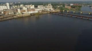 River Flood Approaches Cedar Rapids