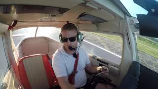 First priviate pilot solo in the Cessna 150 Solo Flight training
