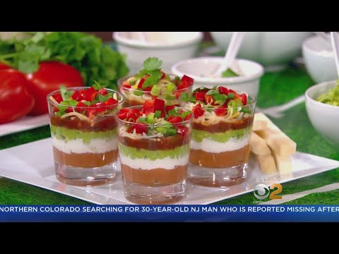 Game Day Snacks: 7 Layer Dips And Pizza Bites
