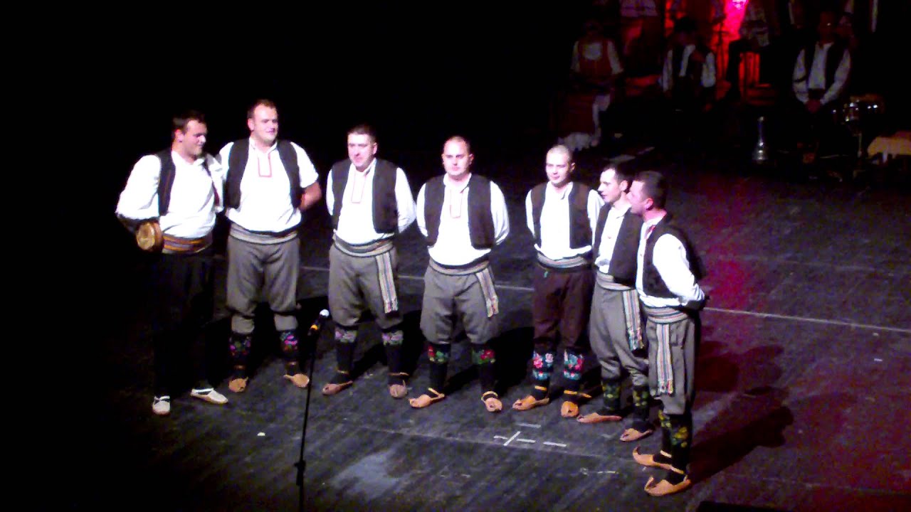 grmec goro ko bi tebe oro pevacka grupa,,ZANATLIJE''.