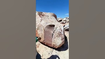 Hammer breaking stone😱 #shorts #shortvideo #russia #work #world #like #india #suscribete #like