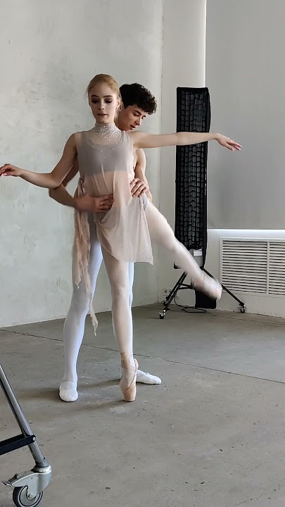🇺🇦 Model poses for photoshoot📸 Ballet. Models Anna and Artem
