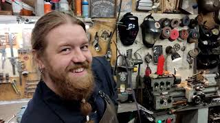 видео: В гостях у Alkothrashers Garage - Sportster на  суровой раме  картинка: В гостях у Alkothrashers Garage - Sportster на  суровой раме