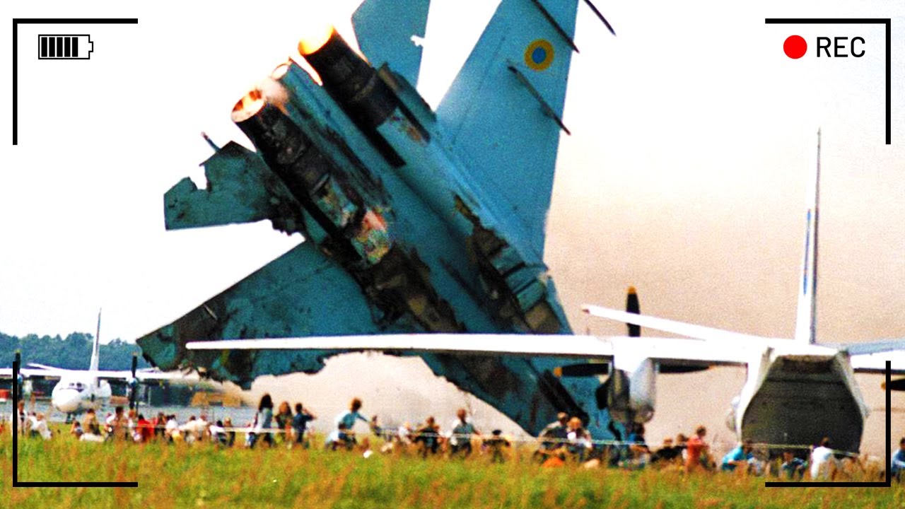 Most Terrifying Airplane Crashes Ever Caught Clearly On A Video Camera ...
