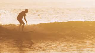 19 SECONDS OF SURFER DUDE l BUFFER ZONE Information