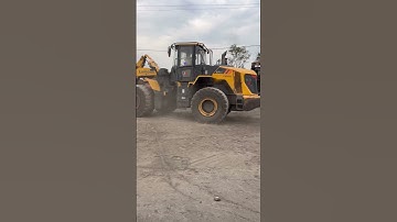 LIUGONG 870H BS-III 7-TONS WHEEL LOADER TRAIN MA COAL LOADING VIDEO #video #liugong #bs3#viral #coal