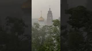 Мощный ливень в Ярославле. Прохождение атмосферного фронта. #shorts