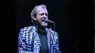 Video thumbnail of "Joe Cocker - Tell Me There's A Way (1986)"