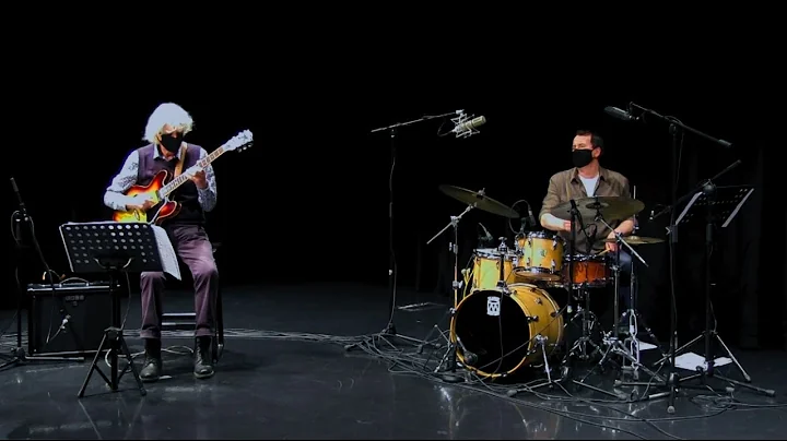 Tommy Halferty Trio  Tudo  Som