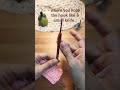 【MUMU Crochet】How to Hold a Crochet Hook｜Pencil vs Knife Grip #crochet #beginners