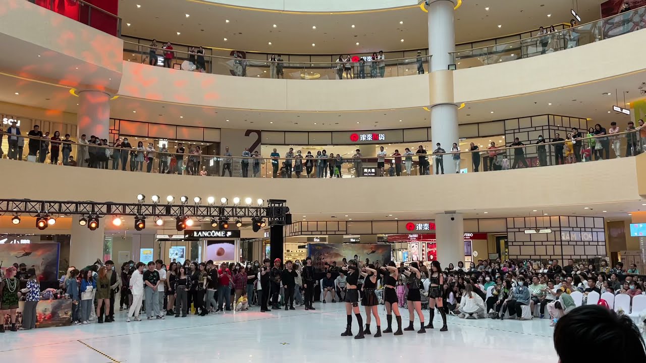 ITZY—Mafia in the morning Kpop Random Play Dance  Cover in Public in Hangzhou, China on May 4, 2021