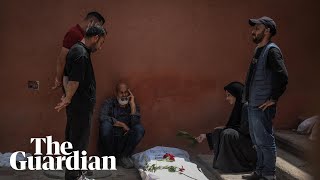 'This is torture': relatives desperately search for loved ones' bodies in Gaza mass graves by Guardian News 2,622 views 3 days ago 1 minute, 36 seconds