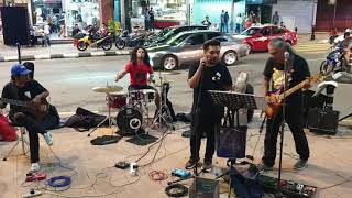 Lagu evergreen dr #Alleycats cover #CHILLOQBAND ada cerita di sebalik 'Kerana Kau'