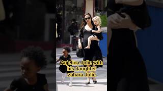 Anjelina Jolie With His Daughter Zahara Jolie