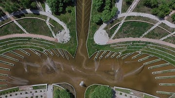 Астана. Панорама птицы Самрук в парке Президента.