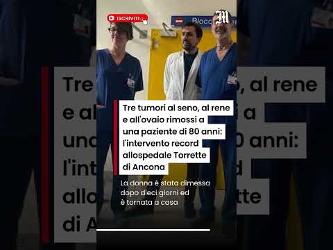 Video Tre tumori al seno, al rene e all'ovaio rimossi a una paziente di 80 anni
