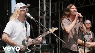 Mihali - Keep Going Ft. Kbong Johnny Cosmic Official Music Video