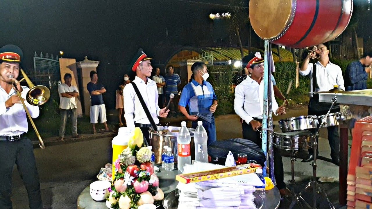 Kèn Tây TIẾN TÂM trước giờ nhập quan