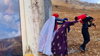 Download Lagu Imprisonmentofthefirstwifebythesecondwife and her brother: not consenting to her imprisoned husband. MP3