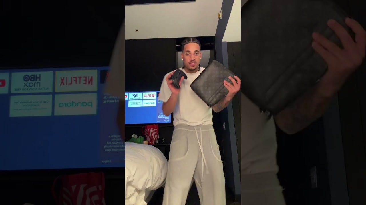 Just A Quick GRWM 😃